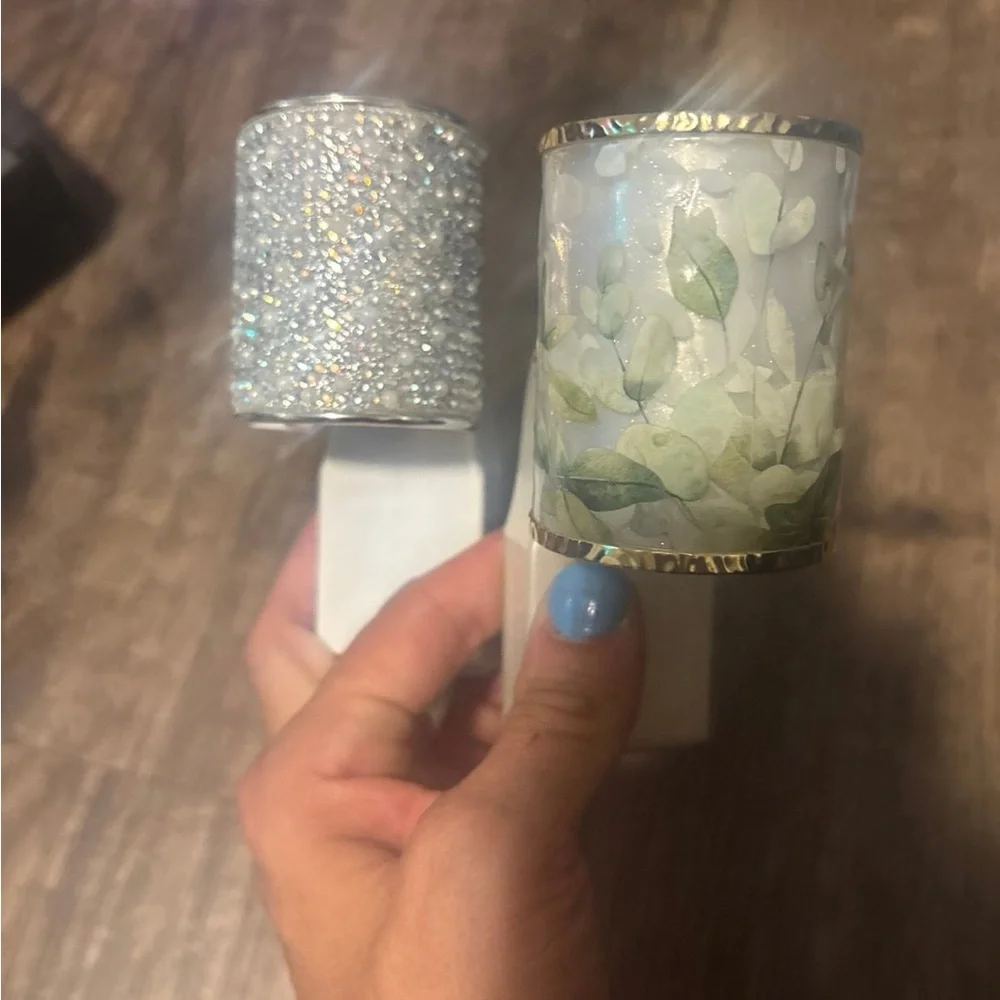 Elegant Black Metal Candle Holders